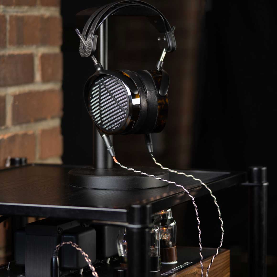 Audeze - LCD-5 - Image 10