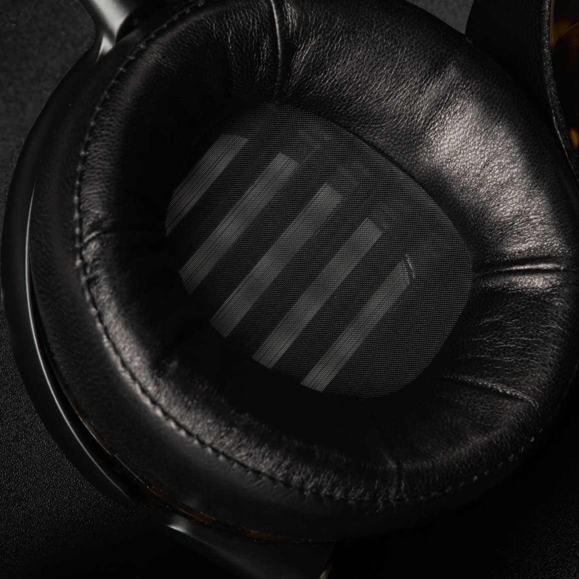 Audeze - LCD-5 - Image 13