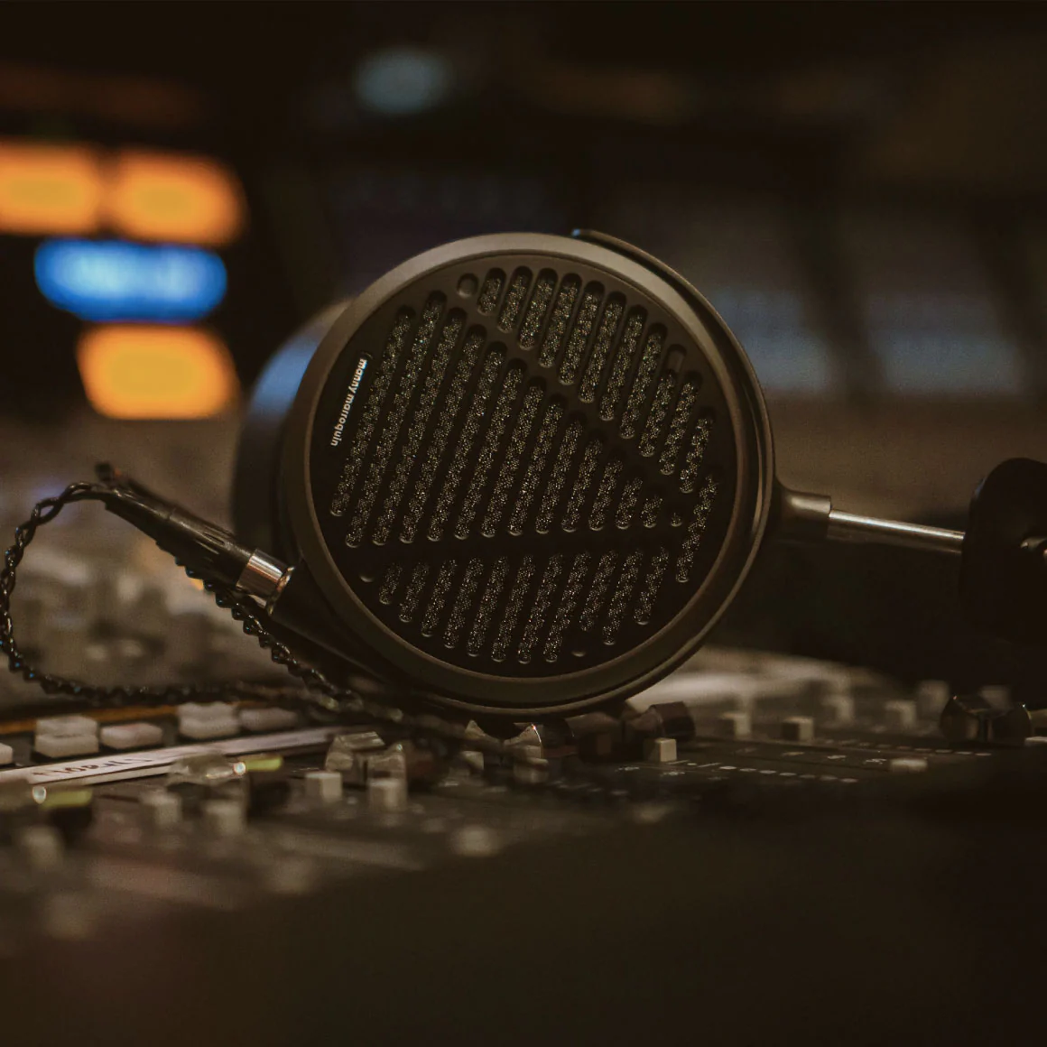 Audeze - MM-500 - Image 9
