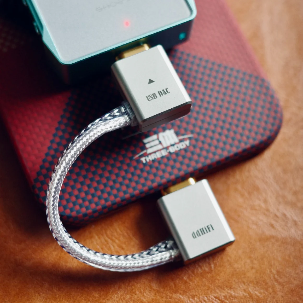 ddHiFi - MFi09L L-shaped OTG Cable - Image 5