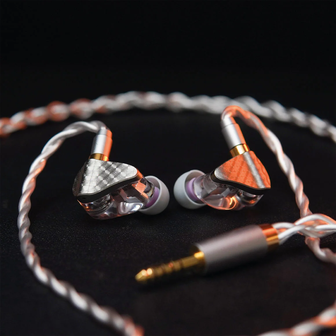 ddHiFi x Moondrop - Surface - Image 13