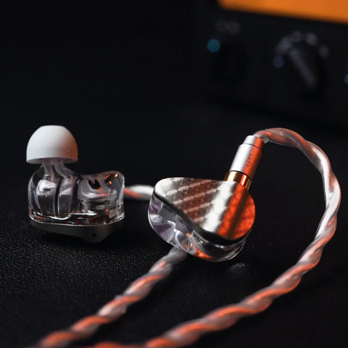ddHiFi x Moondrop - Surface - Image 5