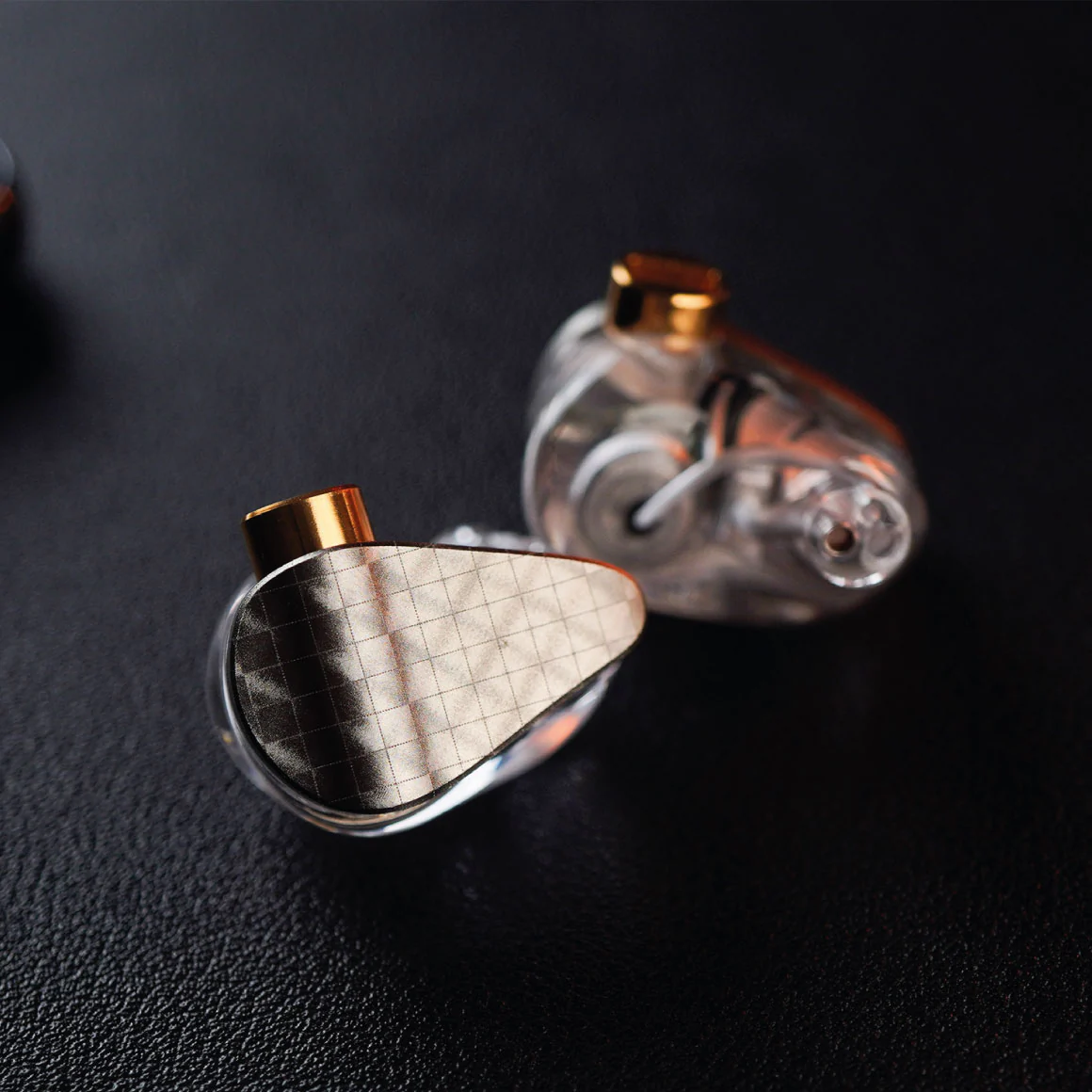 ddHiFi x Moondrop - Surface - Image 9