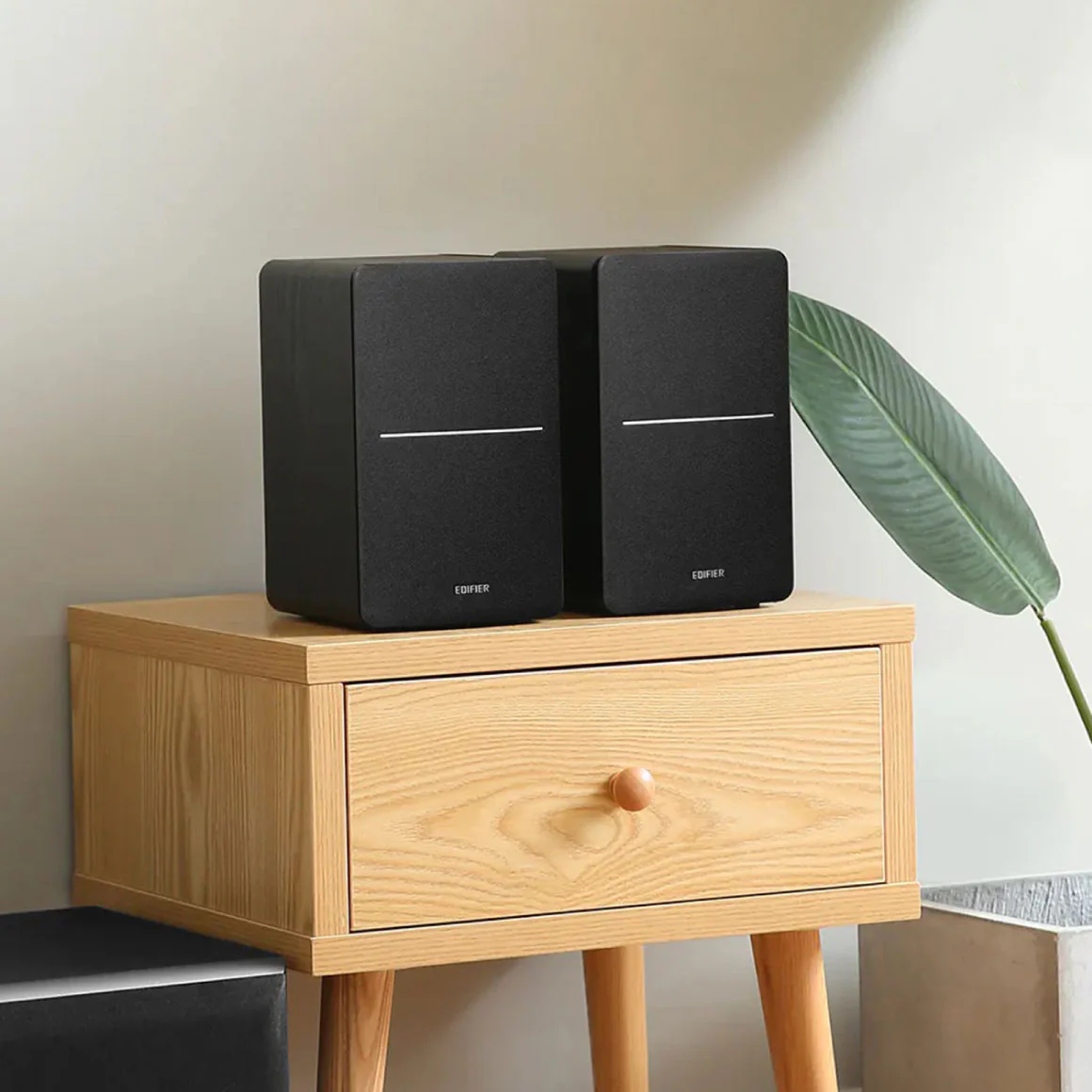 Edifier - R1280DBs - Image 22