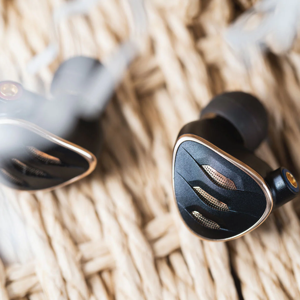 FiiO - FH5s - Image 10