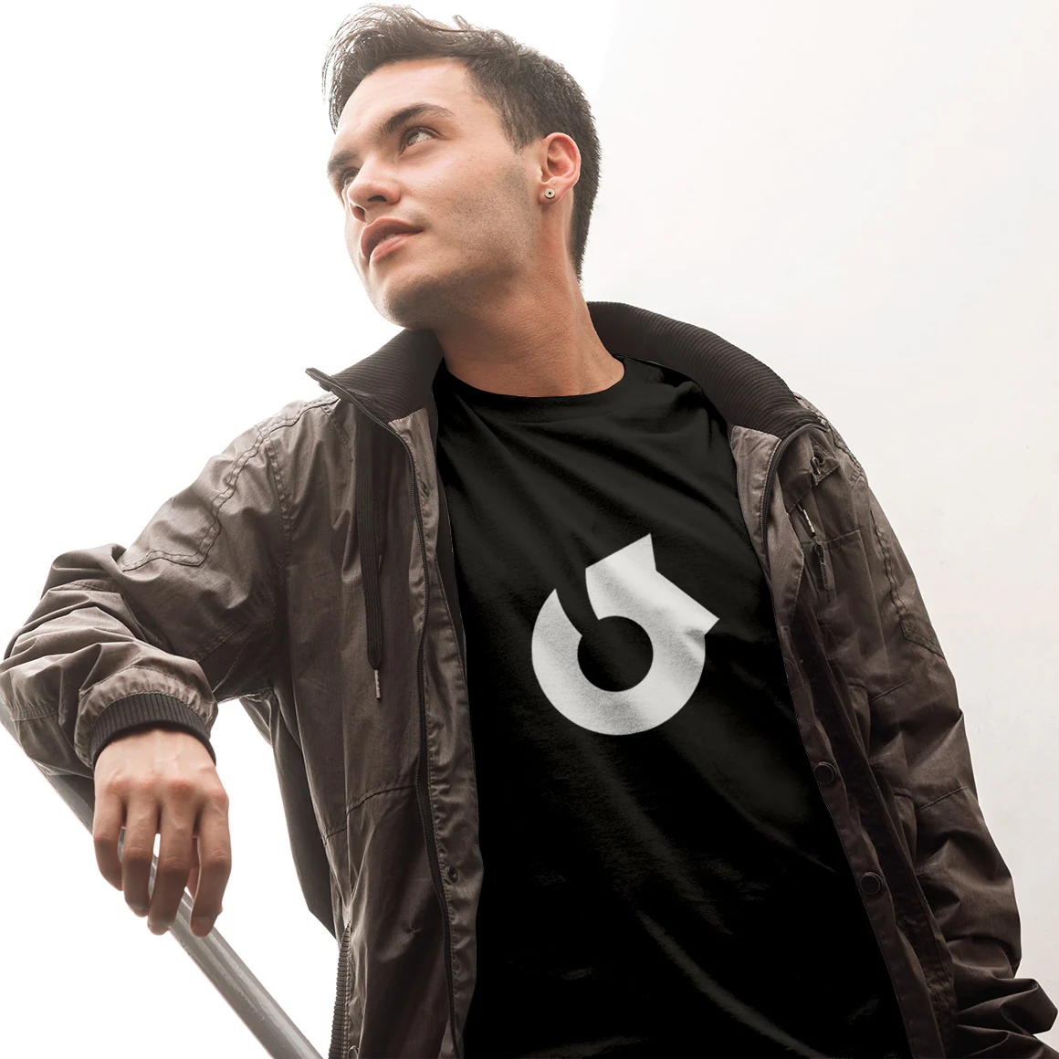 Headphone Zone Insignia T-Shirt - Image 62