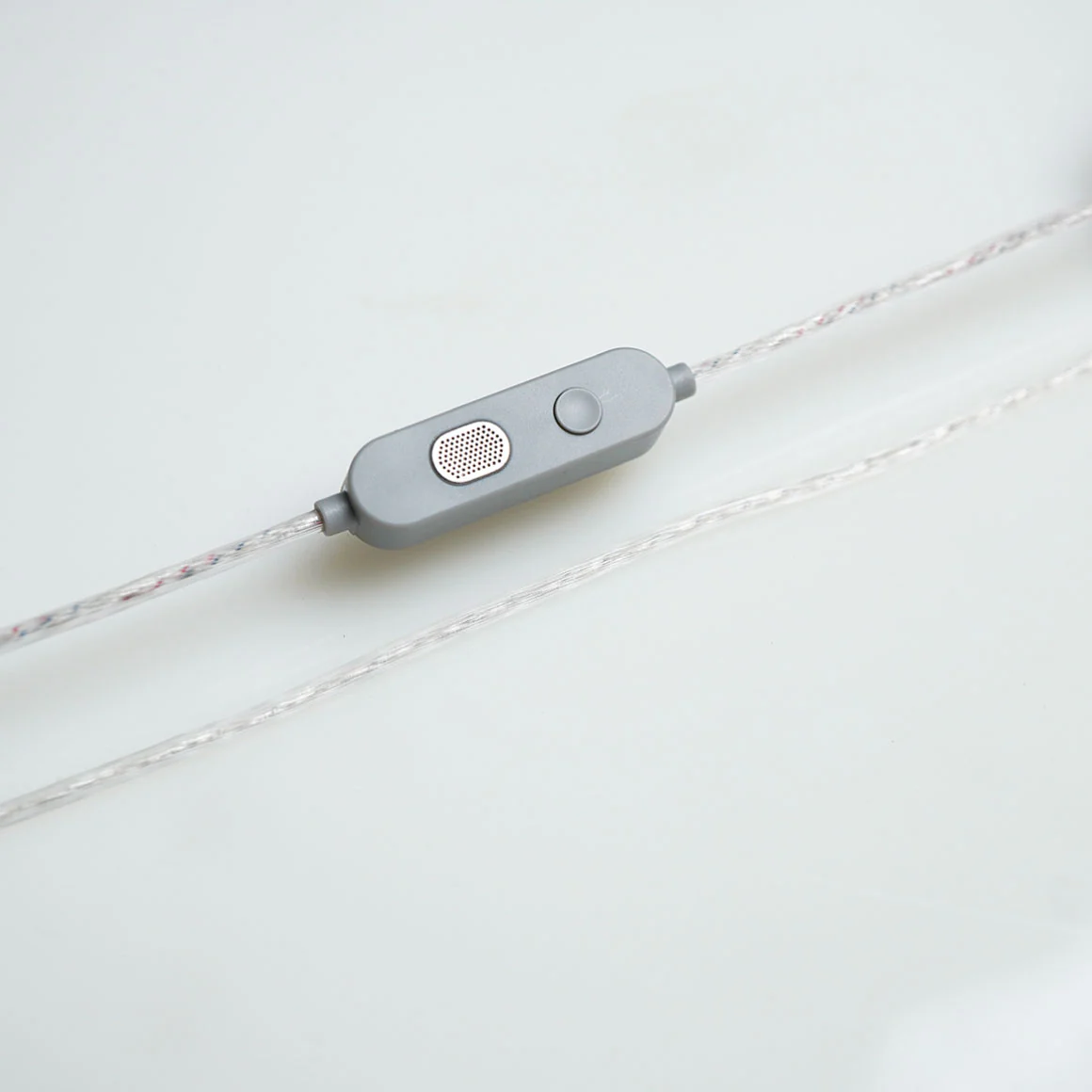 KZ - M2 Type-C Dual Mic Silver-Plated Upgrade Cable (Unboxed) - Image 3