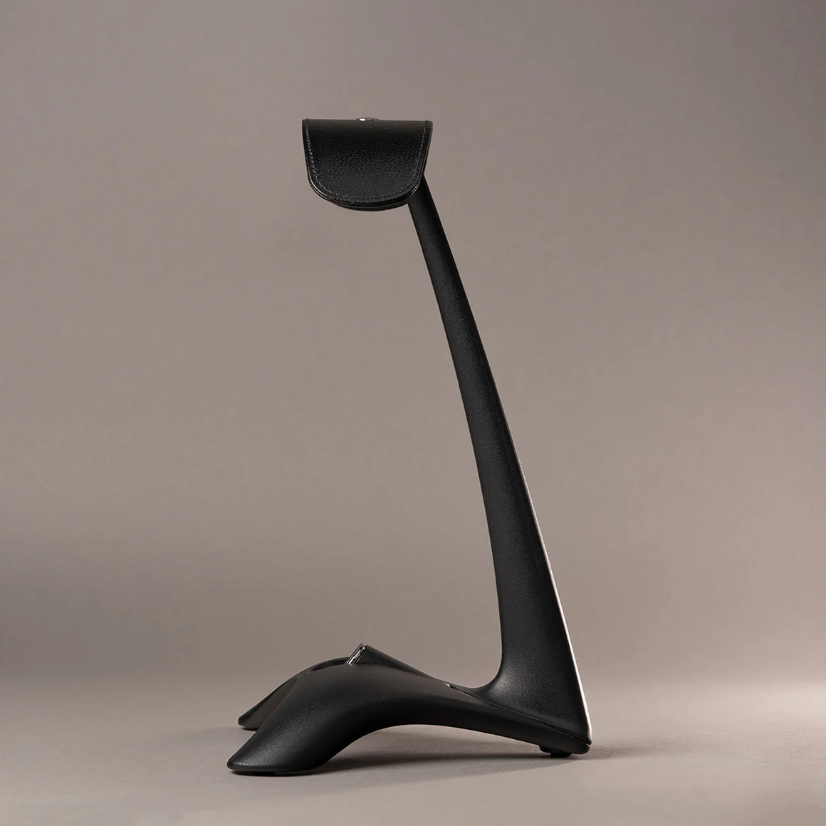 Meze - Manta Headphone Stand - Image 14