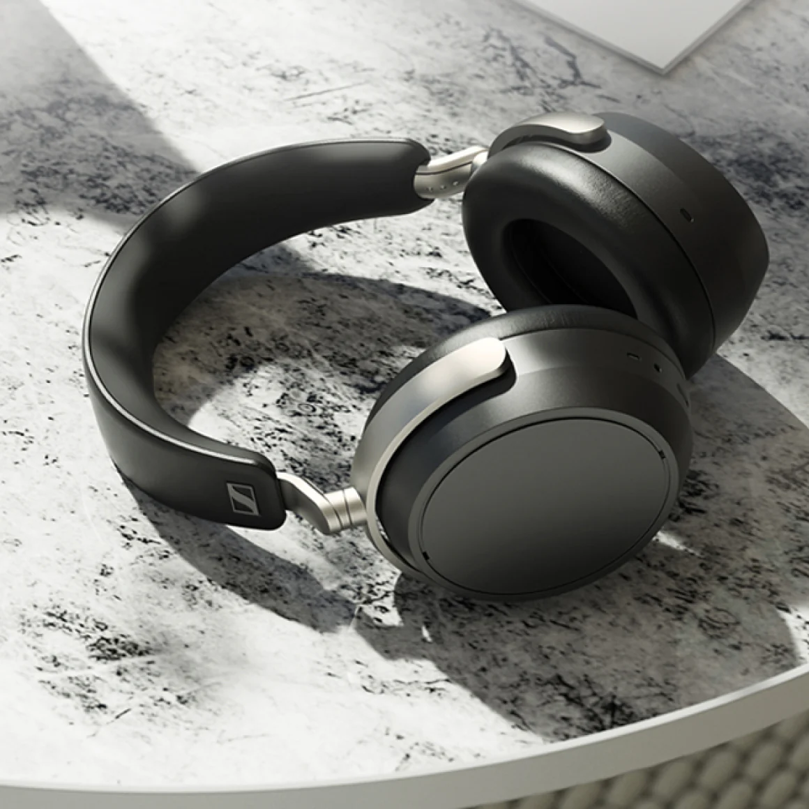 Sennheiser - HDB 630 - Image 8
