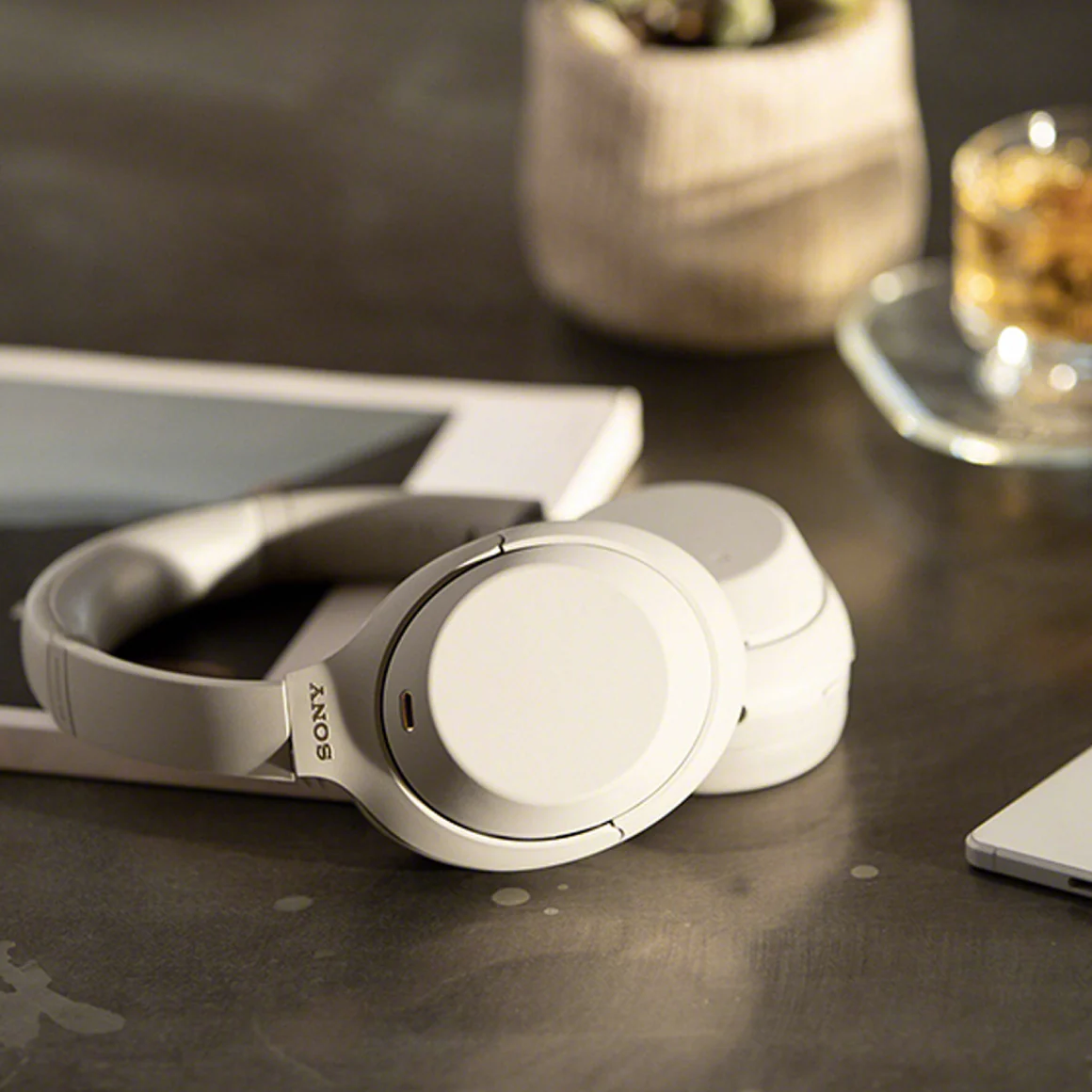 Sony - WH-1000XM4 - Image 31